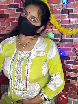 Snapshot of PeaCoooock chatting on February 8, 2026, 3:15 pm PeaCoooock online show from February 8, 2026, 3:15 pm