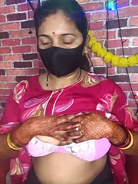 Snapshot of PeaCoooock chatting on February 14, 2026, 4:37 pm PeaCoooock online show from February 14, 2026, 4:37 pm