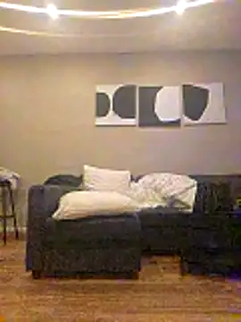 Snapshot of dosynophia2 chatting on February 1, 2026, 11:36 pm dosynophia2 online show from February 1, 2026, 11:36 pm