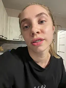 Snapshot of Kitty_Katrine chatting on June 24, 2026, 5:23 pm Kitty Katrine online show from June 24, 2026, 5:23 pm