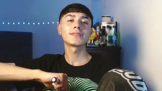 Snapshot of Im_juanda chatting on December 22, 2024, 2:06 am Im juanda online show from December 22, 2024, 2:06 am