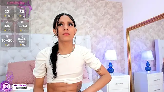 Eliza Thaylor   online show from February 11, 2025, 3:29 pm