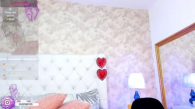 Eliza Thaylor   online show from March 18, 2025, 5:21 pm