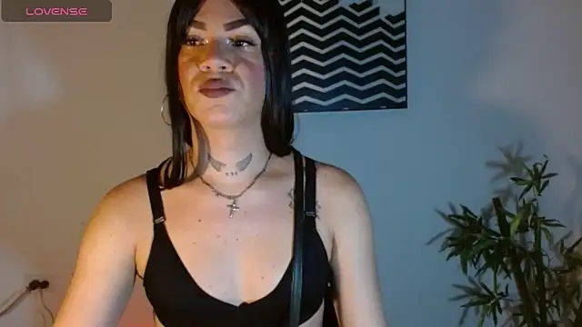 KamilaParrisx online show from June 13, 2026, 2:20 am