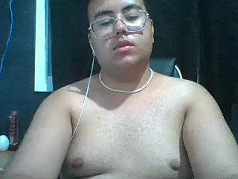 Snapshot of BabyFade chatting on February 18, 2025, 4:58 am BabyFade online show from February 18, 2025, 4:58 am