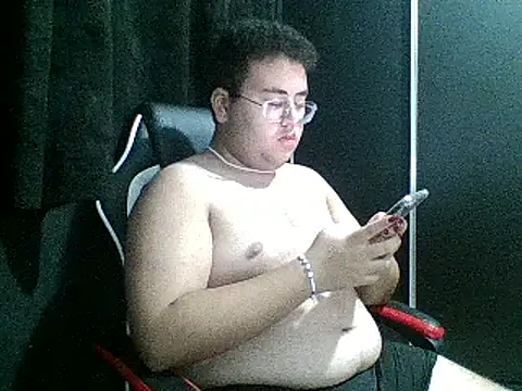 Snapshot of BabyFade chatting on March 5, 2025, 2:03 am BabyFade online show from March 5, 2025, 2:03 am