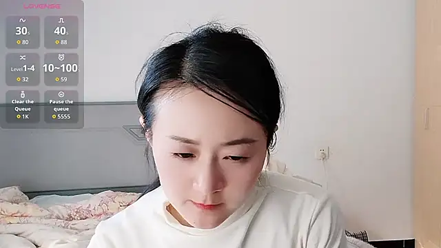 fanfan-FF online show from December 15, 2025, 7:01 am