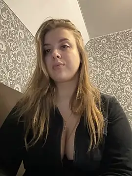 Snapshot of AlexissM chatting on January 12, 2026, 10:42 am AlexissM online show from January 12, 2026, 10:42 am