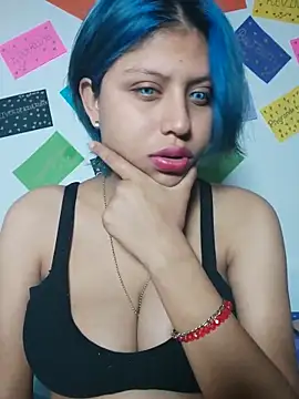 azulzulix online show from March 15, 2025, 5:15 pm