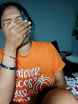 azulzulix online show from September 26, 2025, 1:42 am