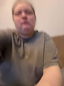 Snapshot of Alex_m chatting on December 15, 2025, 6:23 pm Alex m online show from December 15, 2025, 6:23 pm