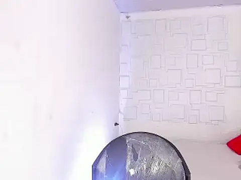 mila cinnamon online show from December 4, 2024, 12:47 pm