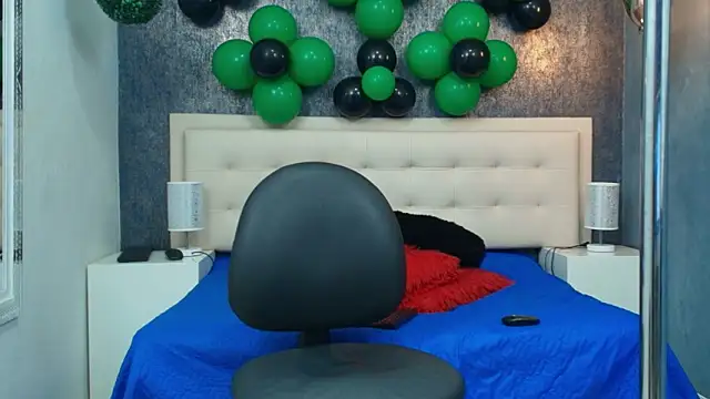 Snapshot of Erick_Zhimerman chatting on March 16, 2026, 4:07 am Erick Zhimerman online show from March 16, 2026, 4:07 am