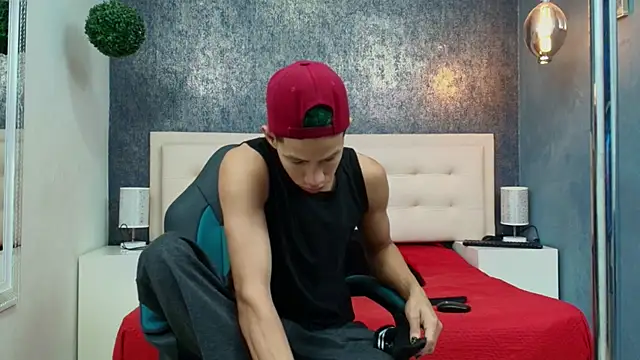 Snapshot of Erick_Zhimerman chatting on March 25, 2026, 4:07 am Erick Zhimerman online show from March 25, 2026, 4:07 am