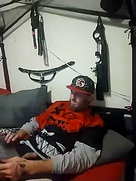 KingOfKinkzNCDominant828 online show from December 3, 2024, 4:17 pm