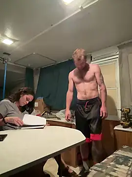 dcockell online show from June 12, 2026, 4:33 am
