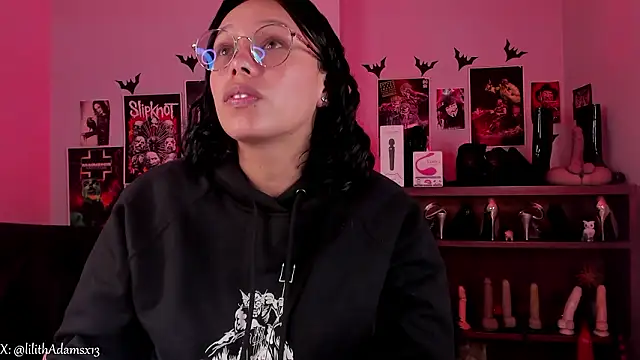 lilith-deveraux online show from February 11, 2026, 3:06 pm