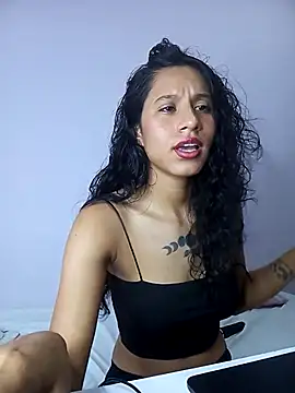 Karii-R online show from February 9, 2025, 8:24 pm