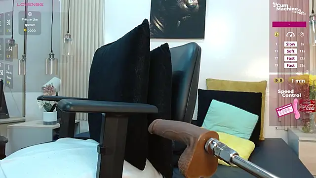 Snapshot of virtual_charm chatting on September 23, 2025, 1:47 pm virtual charm online show from September 23, 2025, 1:47 pm