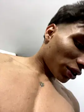 Snapshot of darkviper26 chatting on October 10, 2025, 7:35 pm darkviper26 online show from October 10, 2025, 7:35 pm