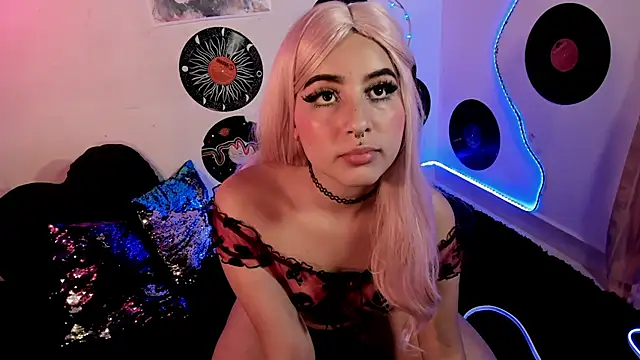  dahian14  online show from February 13, 2025, 5:05 am