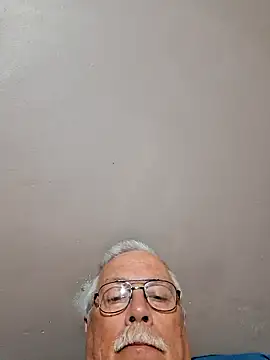 Snapshot of NawtyB1965 chatting on January 16, 2026, 3:54 am NawtyB1965 online show from January 16, 2026, 3:54 am