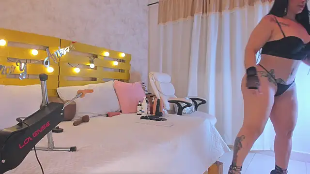 Rubi Love  online show from September 26, 2025, 3:21 am