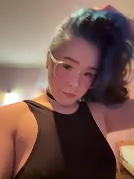 MaddisonHaas online show from February 9, 2025, 10:32 pm