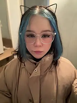 MaddisonHaas online show from February 14, 2025, 9:10 pm