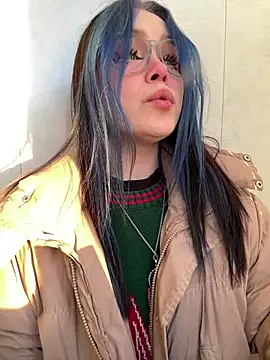 Snapshot of MaddisonHaas chatting on February 9, 2026, 12:42 pm MaddisonHaas online show from February 9, 2026, 12:42 pm