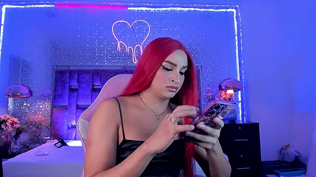 KylieVictoria online show from December 4, 2025, 4:33 am