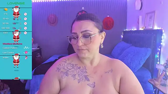 Snapshot of Ivonnee__ chatting on December 15, 2024, 10:07 am Ivonnee online show from December 15, 2024, 10:07 am