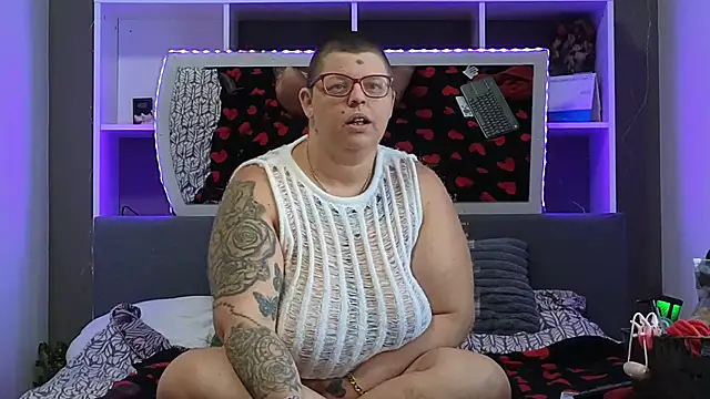 Snapshot of SunshineLexi chatting on October 4, 2025, 6:33 am SunshineLexi online show from October 4, 2025, 6:33 am