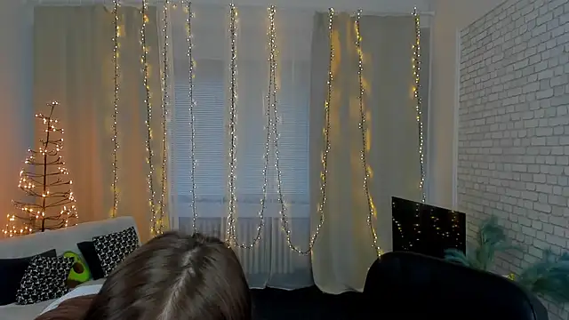 Snapshot of NovaBlissss chatting on December 30, 2024, 8:21 am NovaBlissss online show from December 30, 2024, 8:21 am