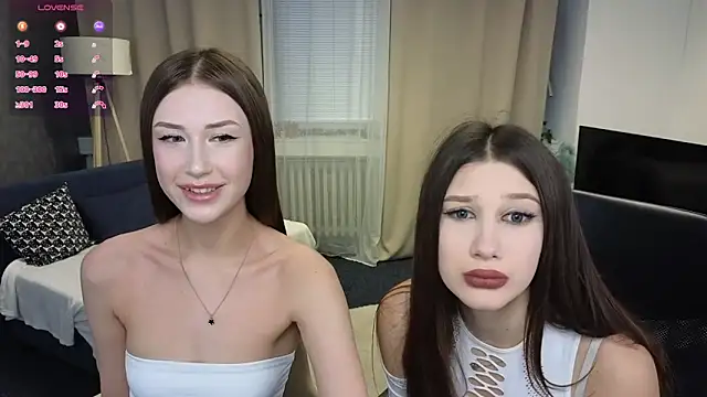 Snapshot of NovaBlissss chatting on February 13, 2025, 2:31 pm NovaBlissss online show from February 13, 2025, 2:31 pm