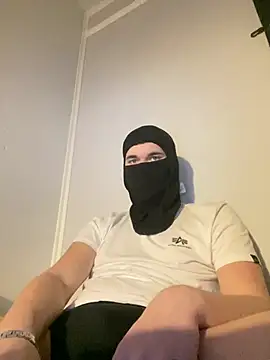 kevin344112 online show from February 1, 2025, 11:48 pm