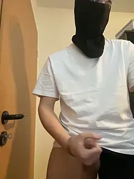 kevin344112 online show from March 7, 2025, 6:33 pm