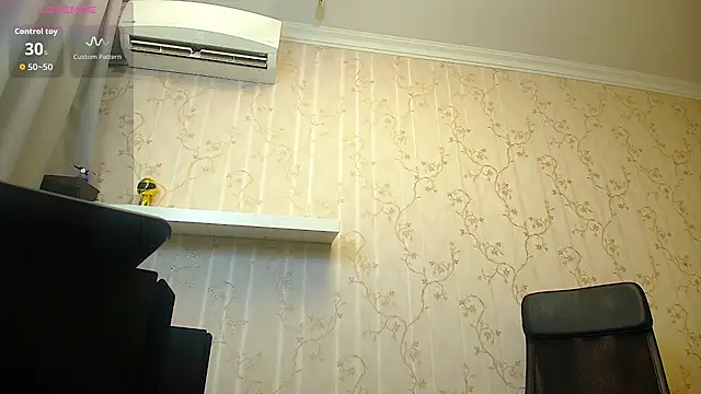 Snapshot of MateoBenjaminX chatting on October 17, 2025, 4:48 am MateoBenjaminX online show from October 17, 2025, 4:48 am