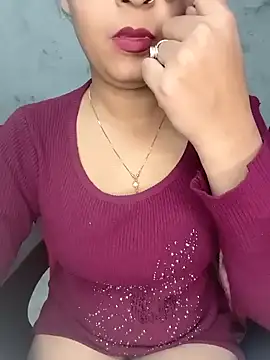 Shanaya Hotty online show from December 25, 2024, 8:07 pm