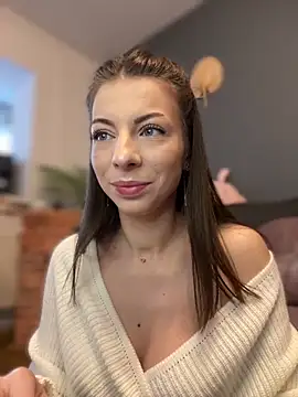 Snapshot of Mia_Ethan chatting on January 17, 2025, 6:04 am Mia Ethan online show from January 17, 2025, 6:04 am