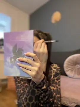 Snapshot of Mia_Ethan chatting on January 27, 2025, 9:02 am Mia Ethan online show from January 27, 2025, 9:02 am