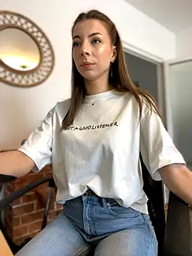 Snapshot of Mia_Ethan chatting on September 13, 2025, 10:26 am Mia Ethan online show from September 13, 2025, 10:26 am