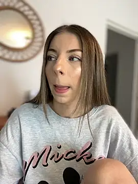 Snapshot of Mia_Ethan chatting on October 10, 2025, 9:08 am Mia Ethan online show from October 10, 2025, 9:08 am