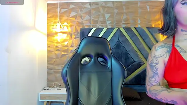 Alahia Dangelo online show from October 4, 2025, 11:30 am