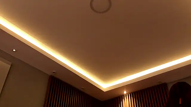 Snapshot of Eilin_clio chatting on February 18, 2025, 12:28 pm Eilin clio online show from February 18, 2025, 12:28 pm