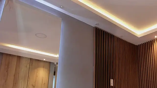 Snapshot of Eilin_clio chatting on March 13, 2025, 7:39 pm Eilin clio online show from March 13, 2025, 7:39 pm
