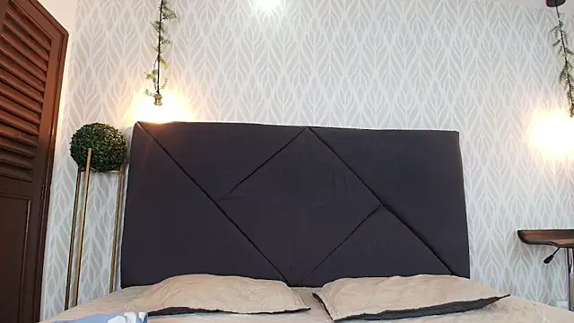 Snapshot of sandy_rivas chatting on April 4, 2026, 12:24 pm sandy rivas online show from April 4, 2026, 12:24 pm