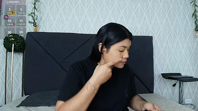 Snapshot of sandy_rivas chatting on April 6, 2026, 12:06 pm sandy rivas online show from April 6, 2026, 12:06 pm