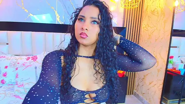 Snapshot of SofiaLaurents chatting on September 18, 2025, 1:13 pm SofiaLaurents online show from September 18, 2025, 1:13 pm