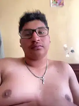 Snapshot of Ruk436 chatting on December 5, 2024, 6:11 pm Ruk436 online show from December 5, 2024, 6:11 pm